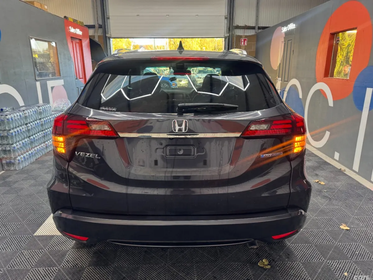 Honda Vezel SUV, Petrol Hybrid, 2021, Black