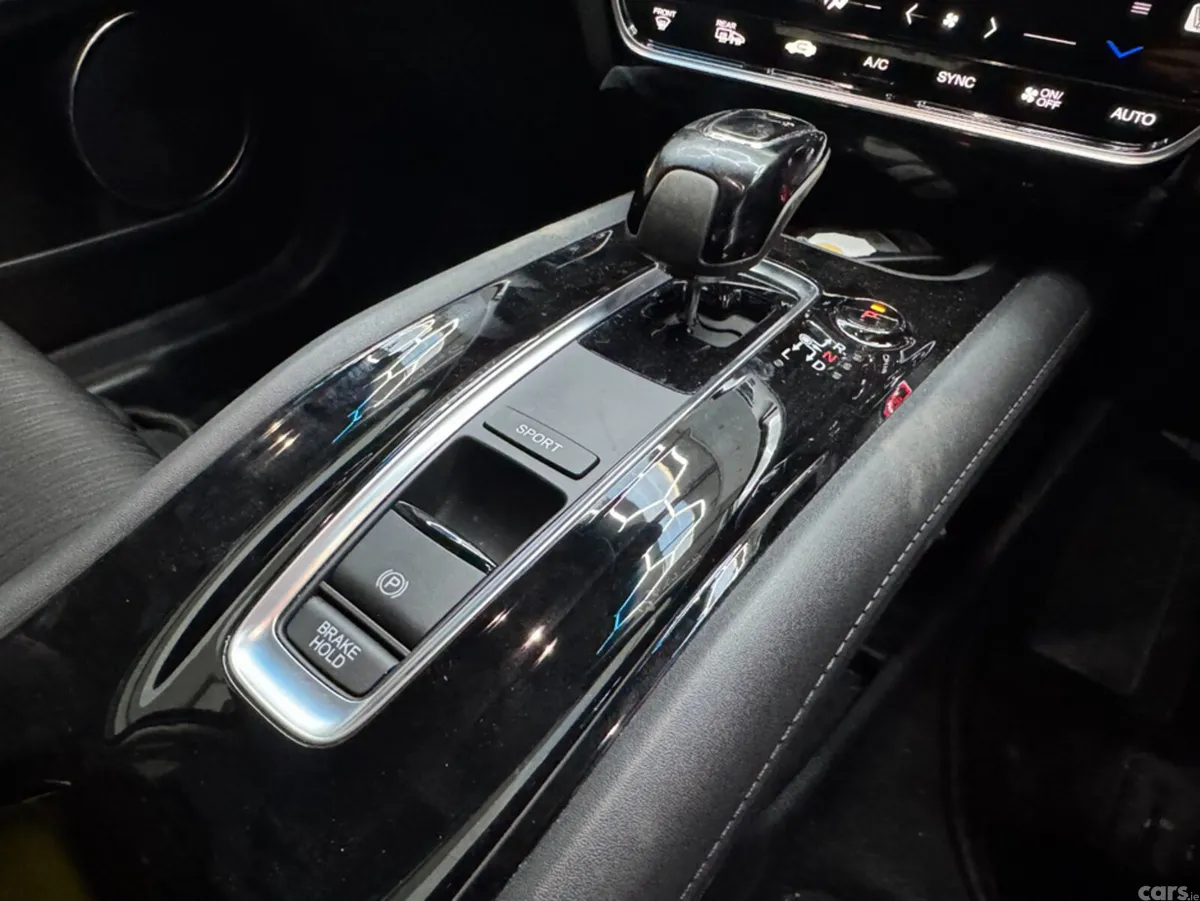 Honda Vezel SUV, Petrol Hybrid, 2021, Black
