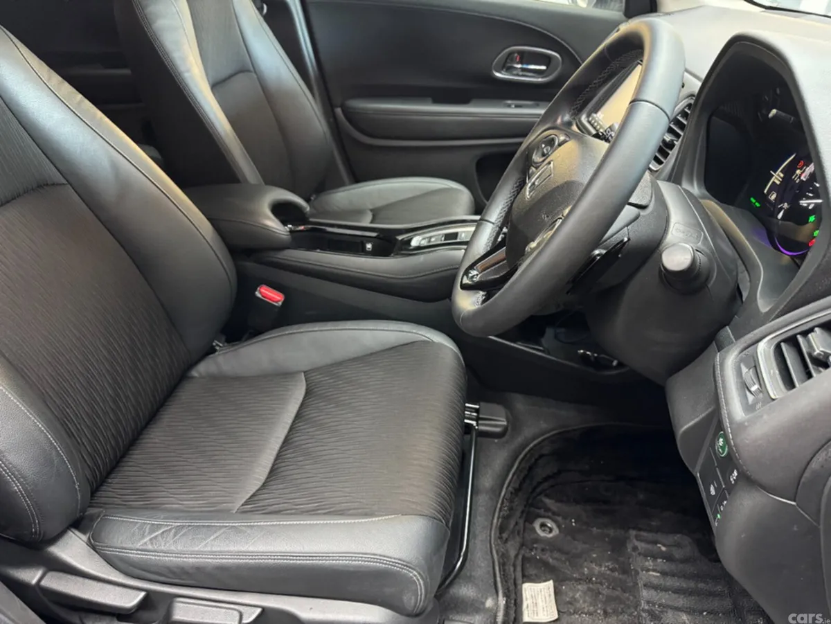 Honda Vezel SUV, Petrol Hybrid, 2021, Black