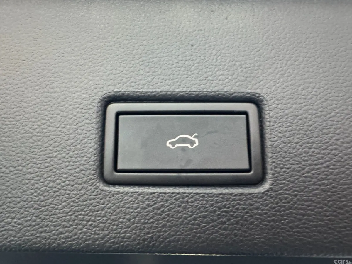 Volkswagen T-Roc SUV, Diesel, 2021, Blue