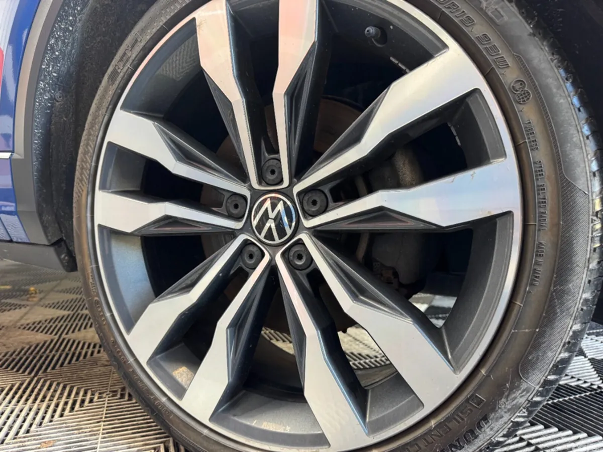 Volkswagen T-Roc SUV, Diesel, 2021, Blue