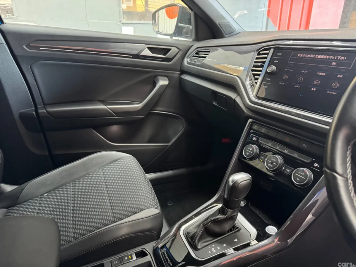 Volkswagen T-Roc SUV, Diesel, 2021, Blue
