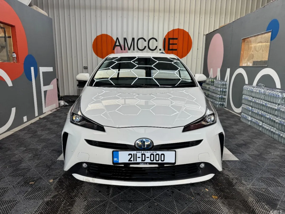 Toyota Prius Saloon, Petrol Hybrid, 2021, White