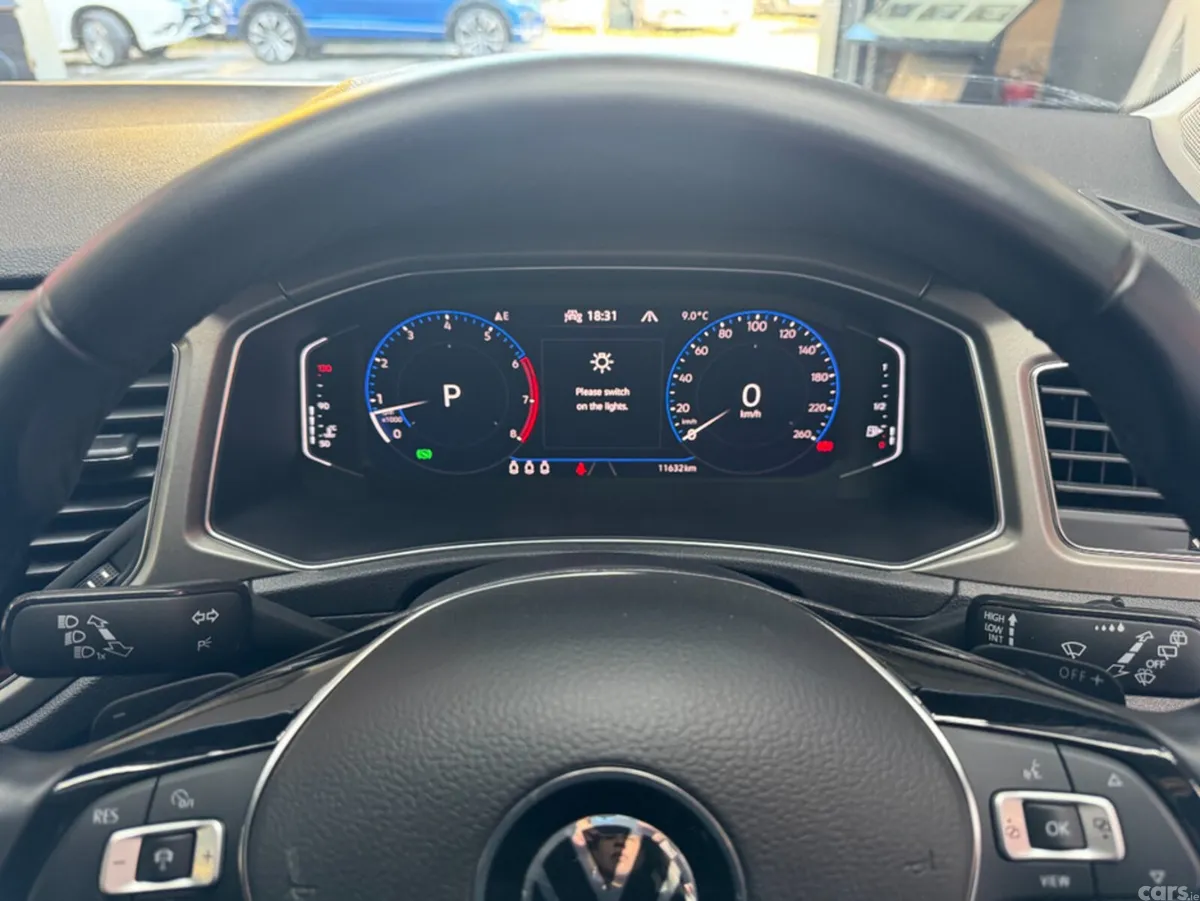 Volkswagen T-Roc SUV, Petrol, 2021, Red