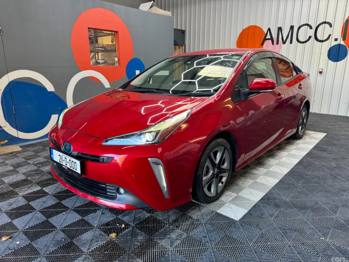 Toyota Prius Saloon, Petrol Hybrid, 2021, Red