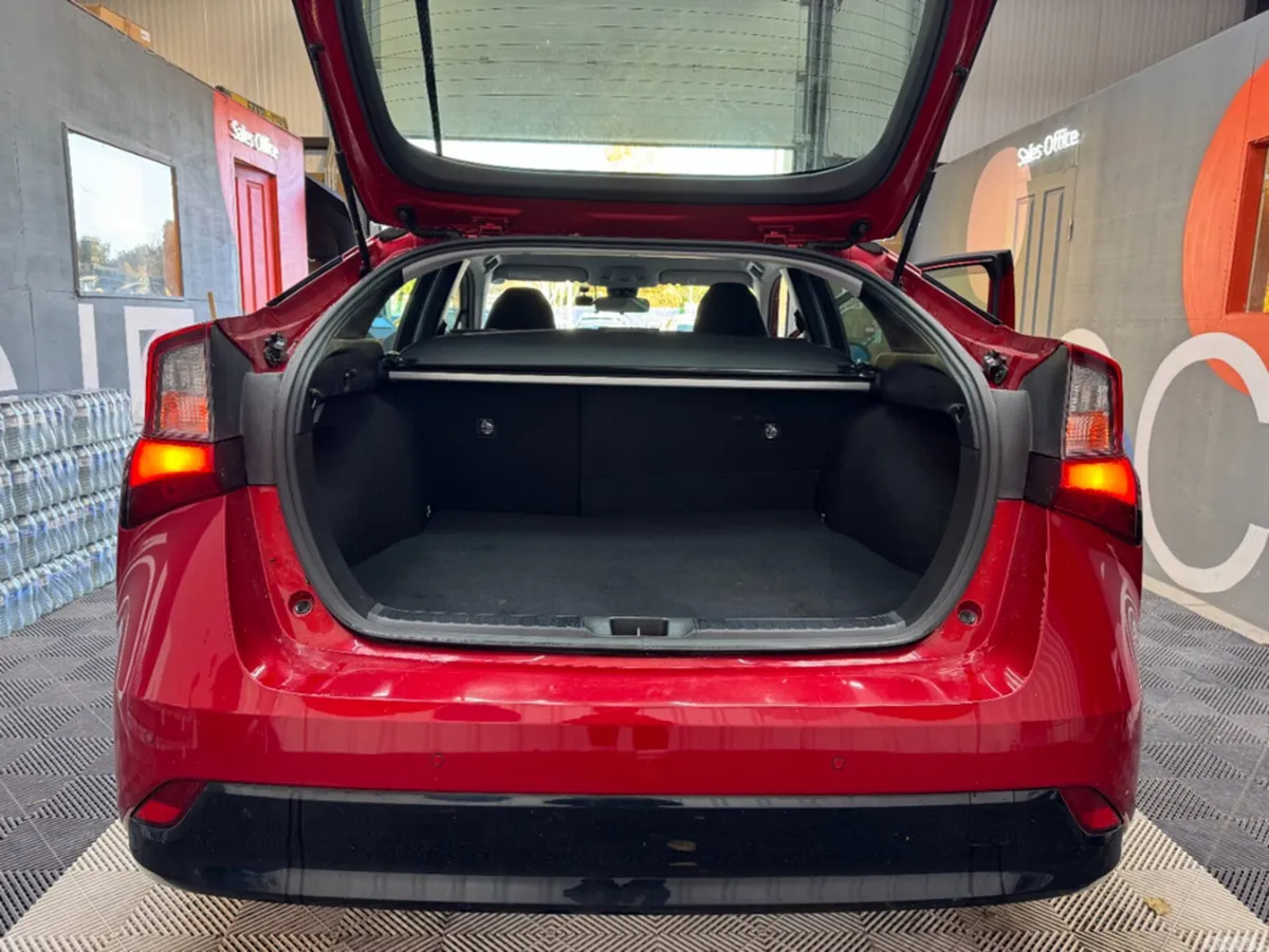 Toyota Prius Saloon, Petrol Hybrid, 2021, Red