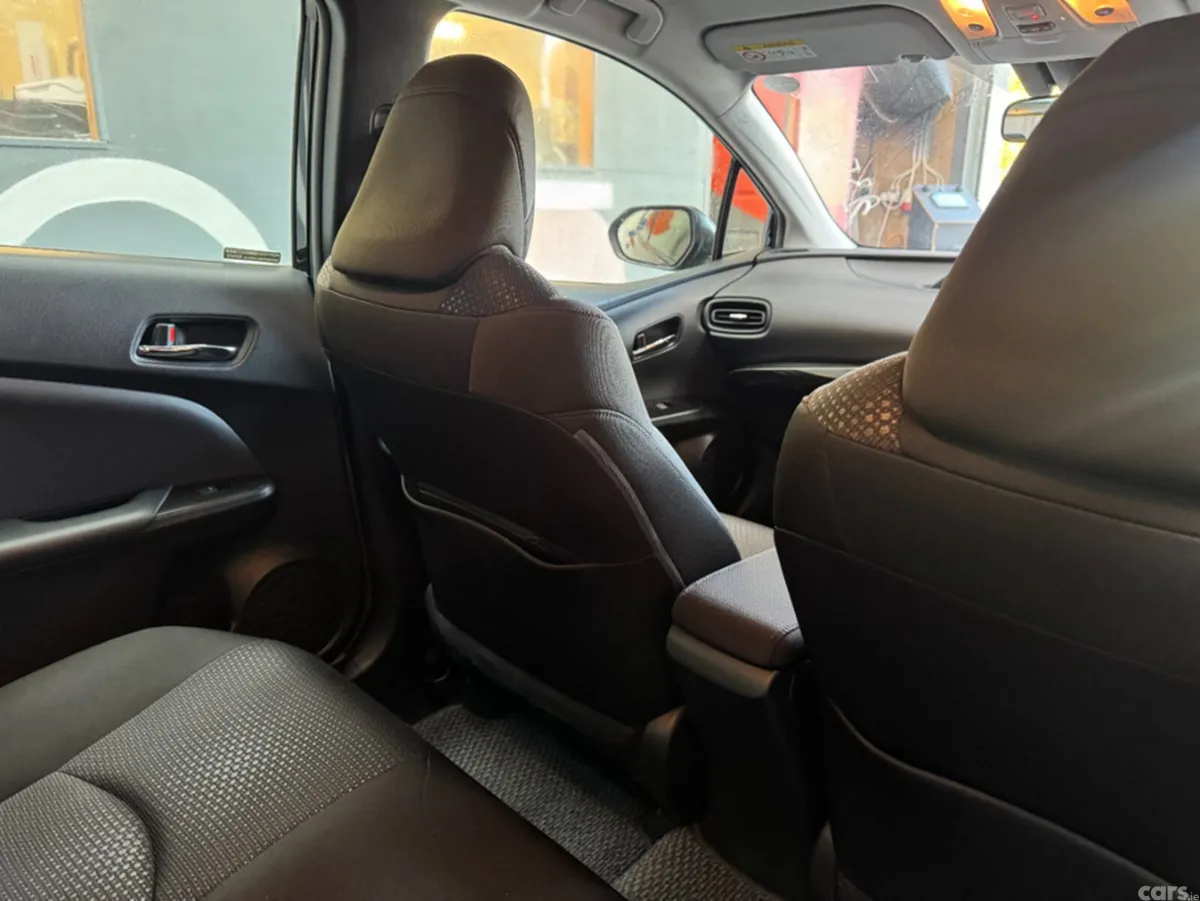 Toyota Prius Saloon, Petrol Hybrid, 2019, Black