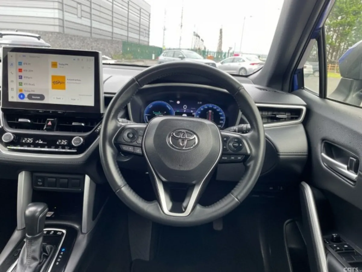 Toyota Corolla Cross SUV, Petrol Hybrid, 2025, Blue