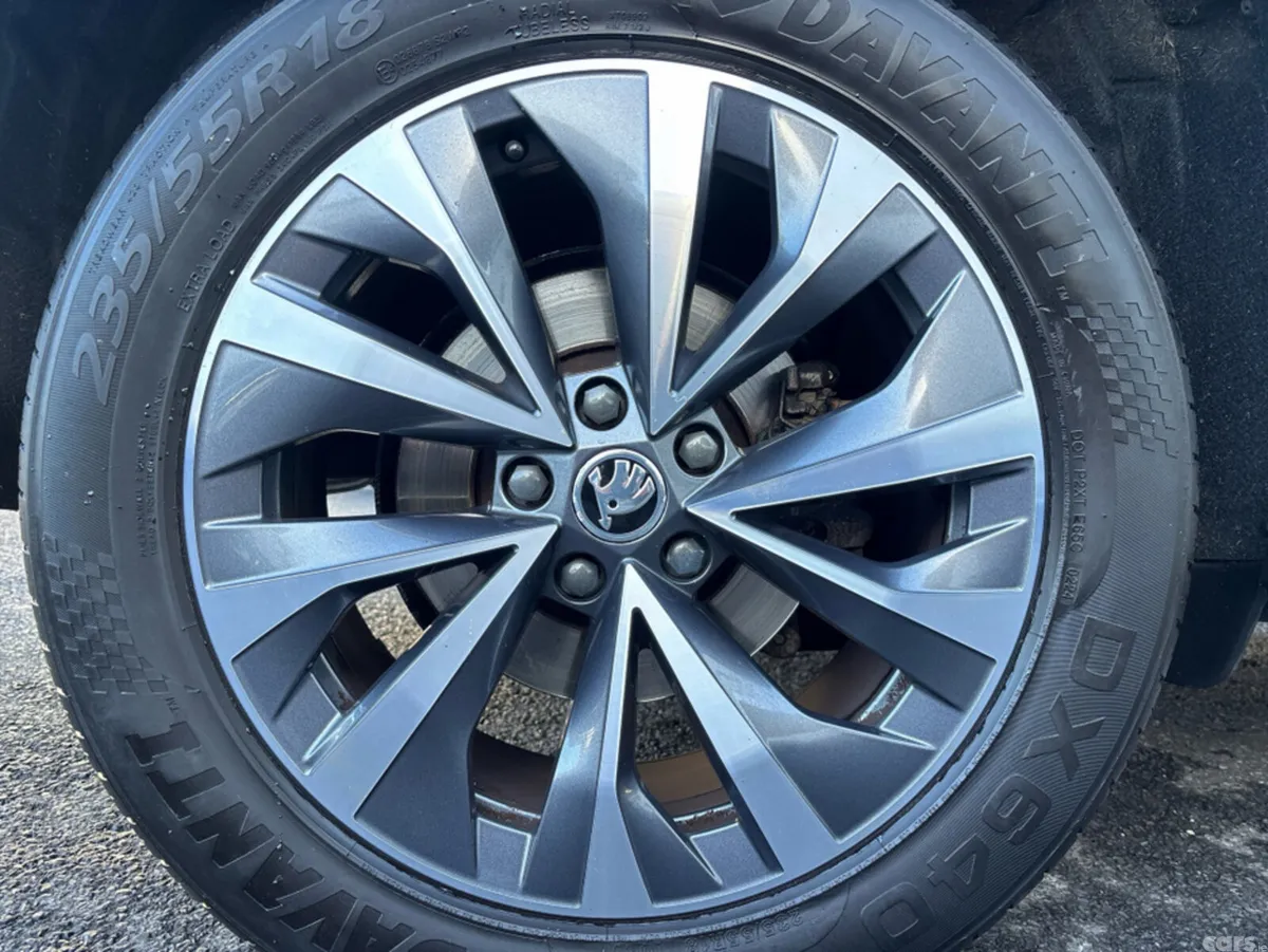 Skoda Kodiaq Estate, Diesel, 2023, Grey