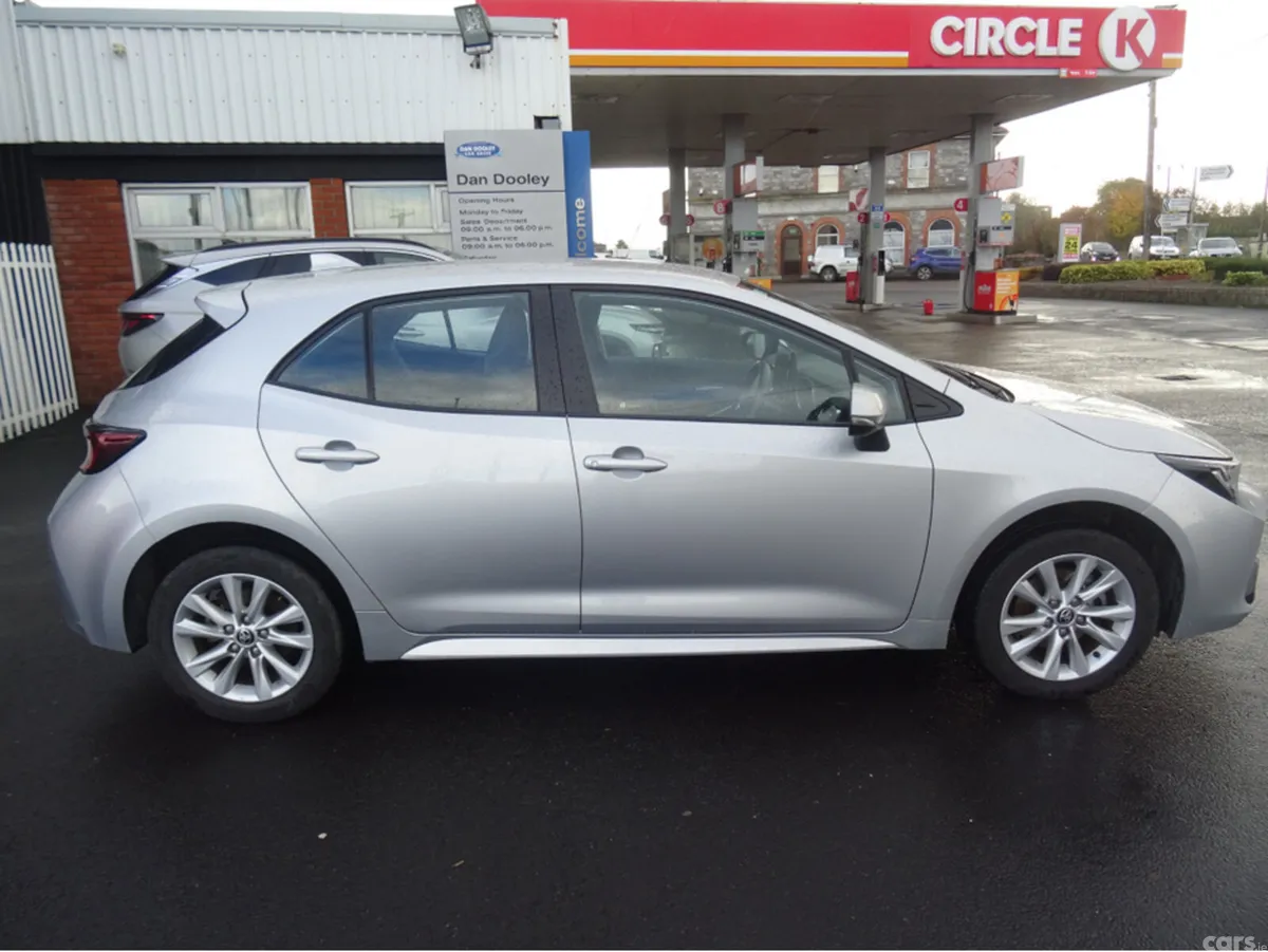 Toyota Corolla Hatchback, Petrol Hybrid, 2025, Grey