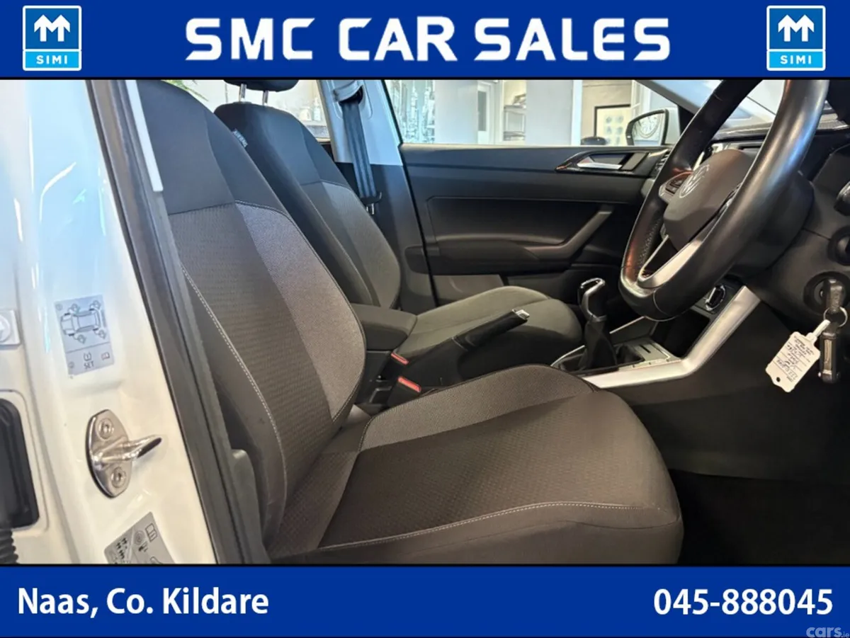 Volkswagen Polo Hatchback, Petrol, 2022, White