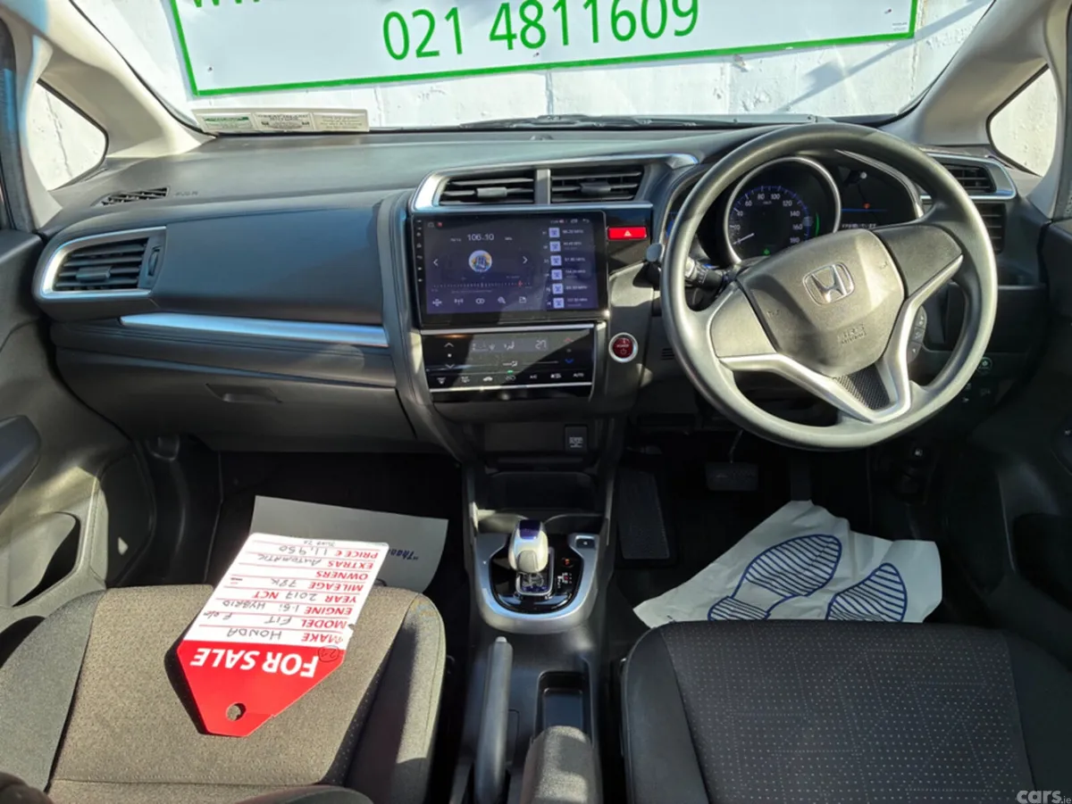 Honda Fit Hatchback, Petrol Hybrid, 2017, Silver