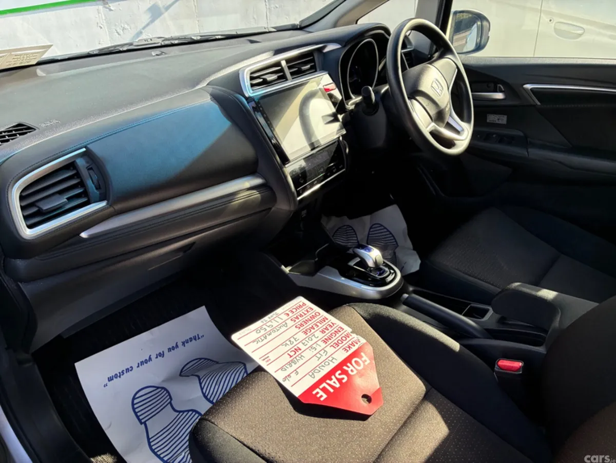 Honda Fit Hatchback, Petrol Hybrid, 2017, Silver