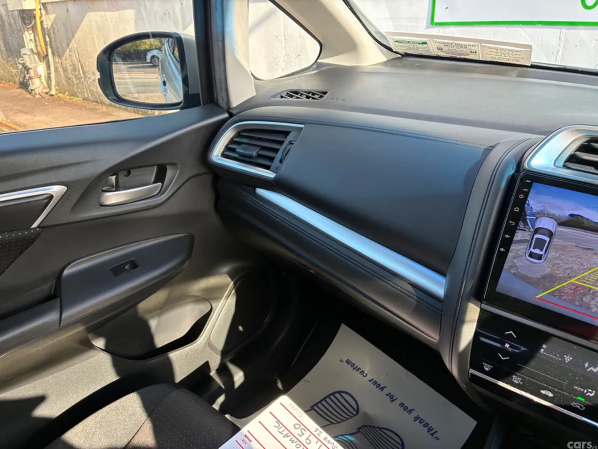 Honda Fit Hatchback, Petrol Hybrid, 2017, Silver
