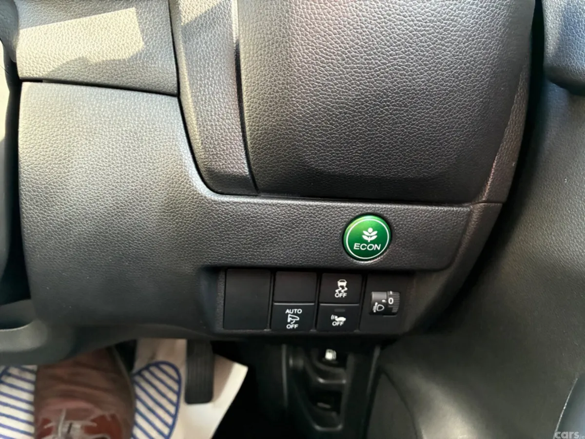 Honda Fit Hatchback, Petrol Hybrid, 2017, Black