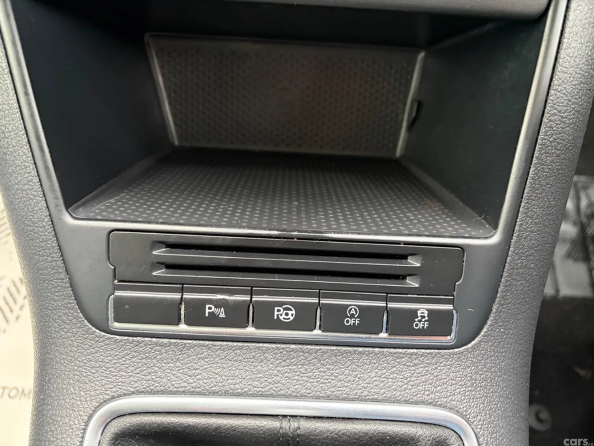 Volkswagen Tiguan SUV, Diesel, 2014, White