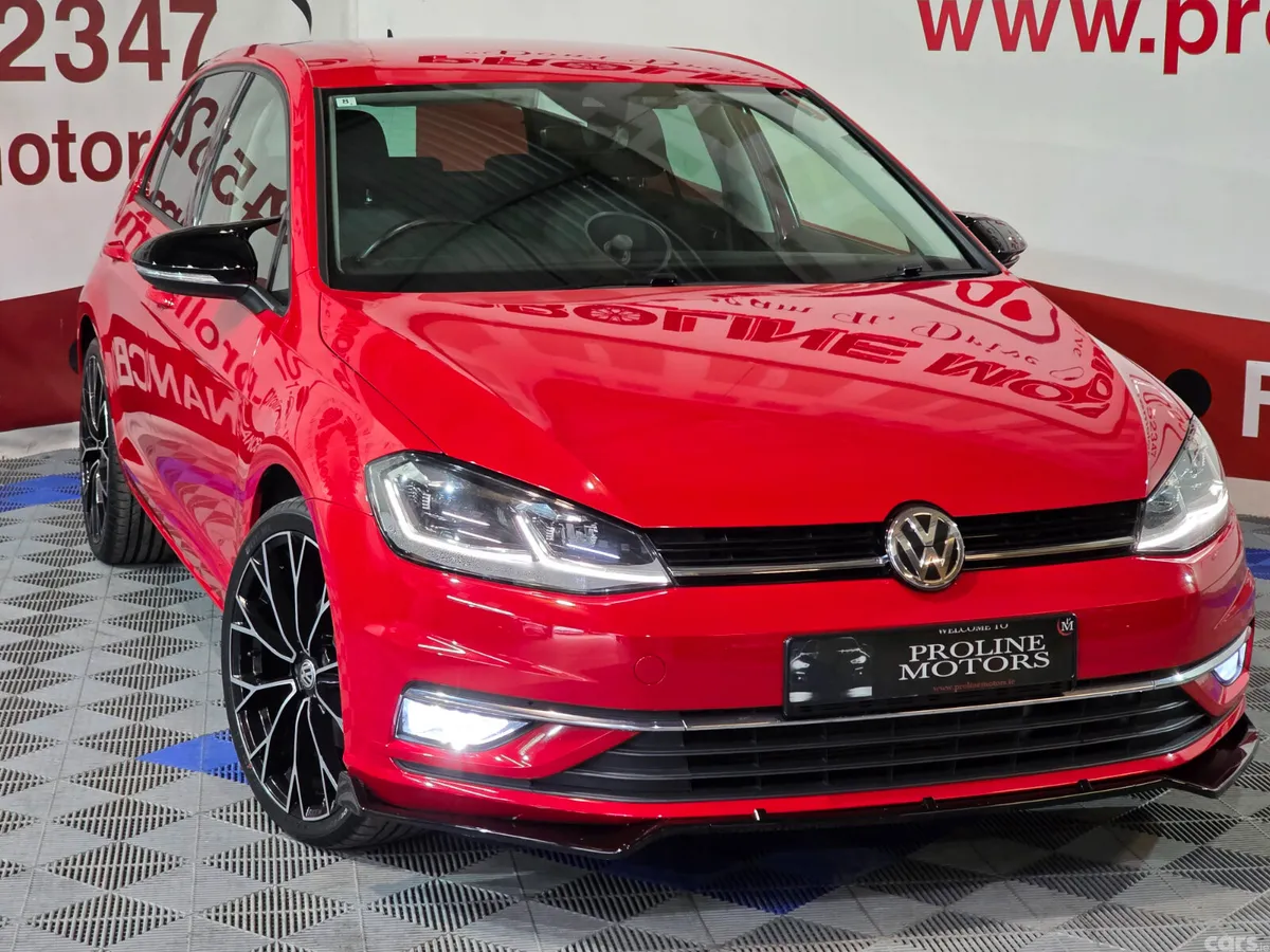 Volkswagen Golf Hatchback, Petrol, 2018, Red