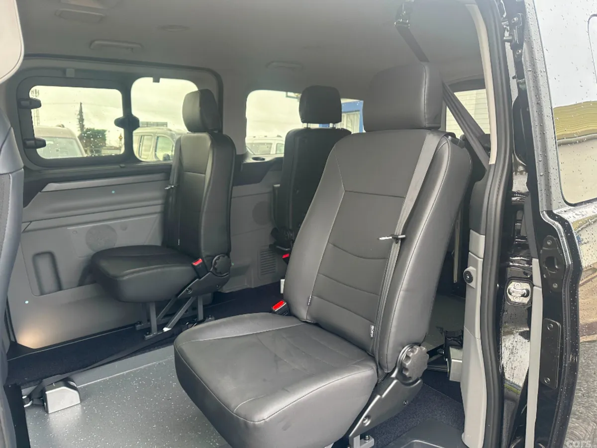 Ford Tourneo Custom MPV, Petrol Plug-in Hybrid, 2027, Grey