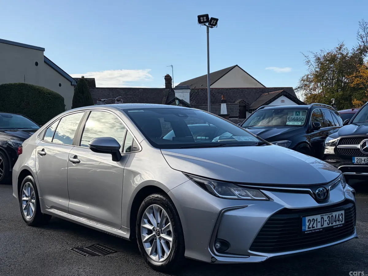 Toyota Corolla Saloon, Petrol Hybrid, 2022, Grey