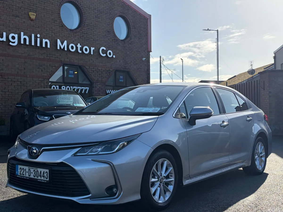 Toyota Corolla Saloon, Petrol Hybrid, 2022, Grey