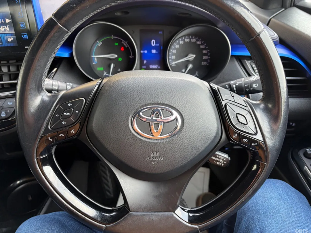 Toyota C-HR SUV, Petrol Hybrid, 2017, Grey