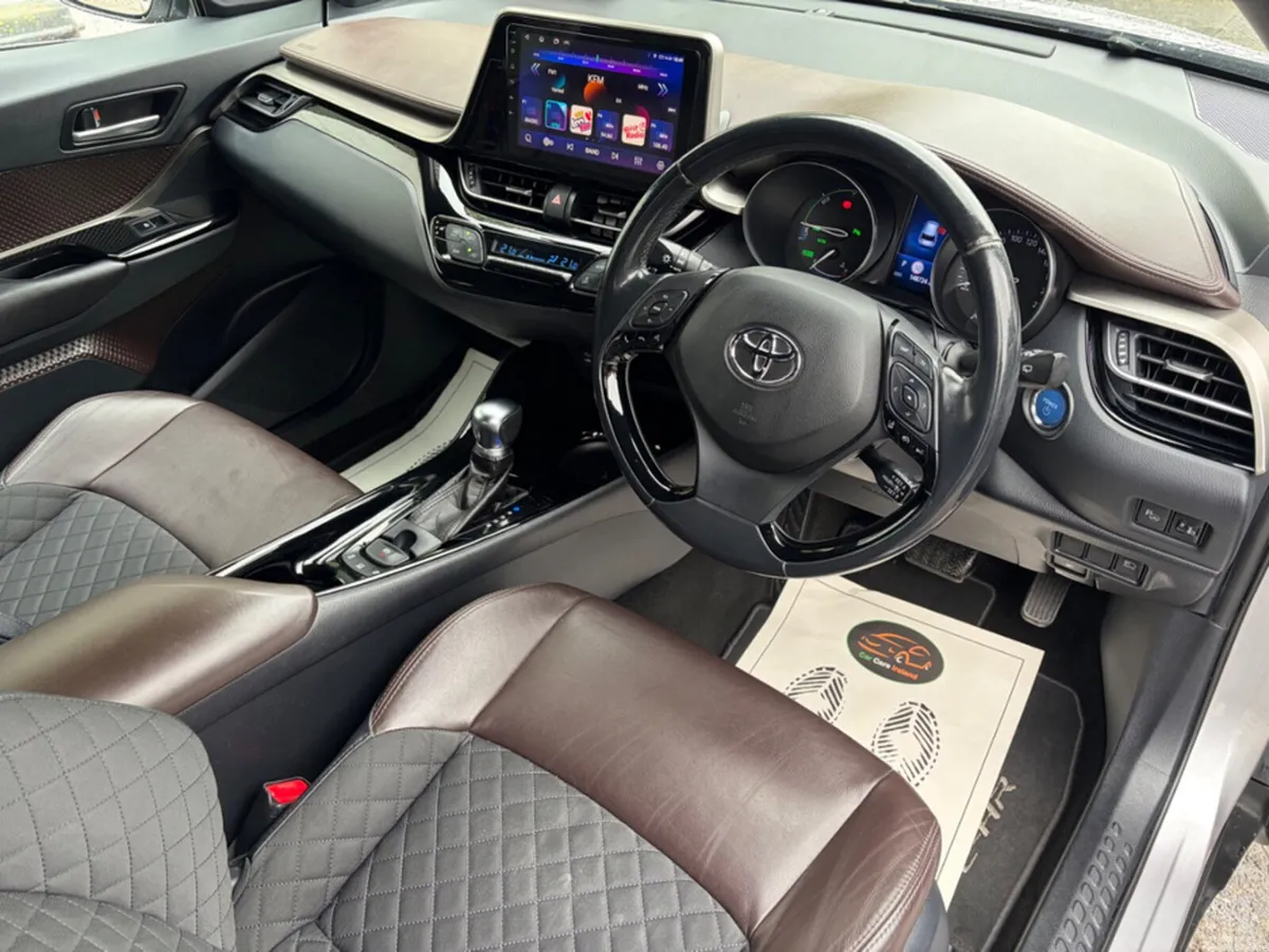 Toyota C-HR SUV, Petrol Hybrid, 2019, Grey