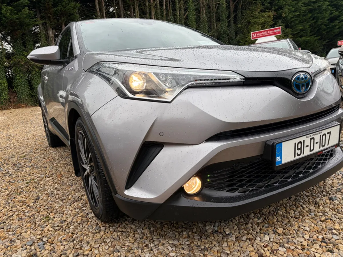 Toyota C-HR SUV, Petrol Hybrid, 2019, Grey