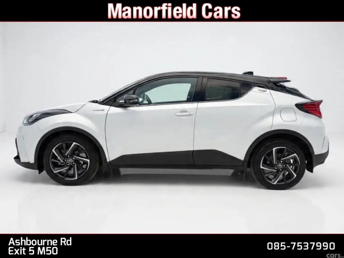 Toyota C-HR SUV, Petrol Hybrid, 2020, White