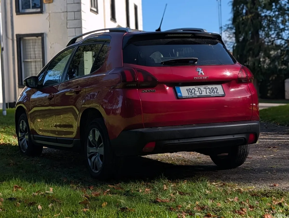 Peugeot 2008 Estate, Petrol, 2019, Red