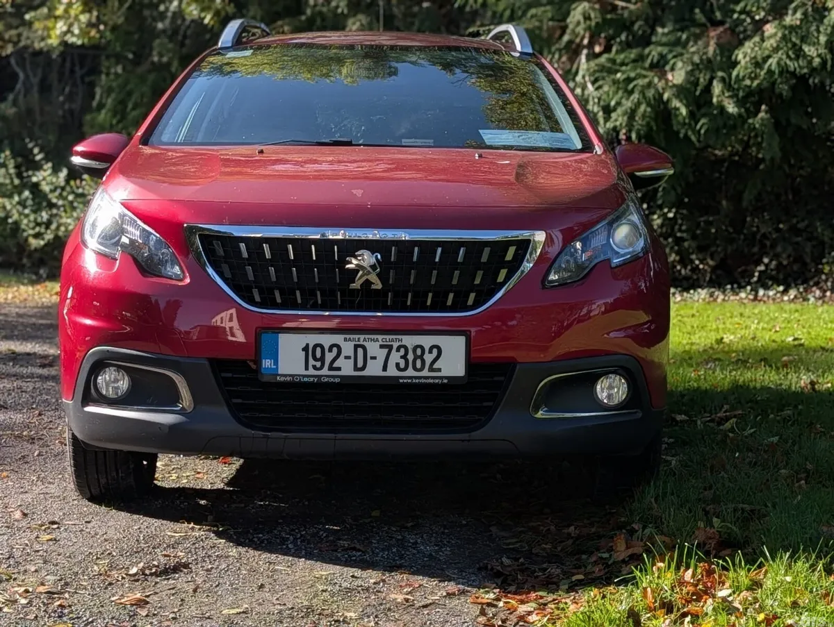 Peugeot 2008 Estate, Petrol, 2019, Red