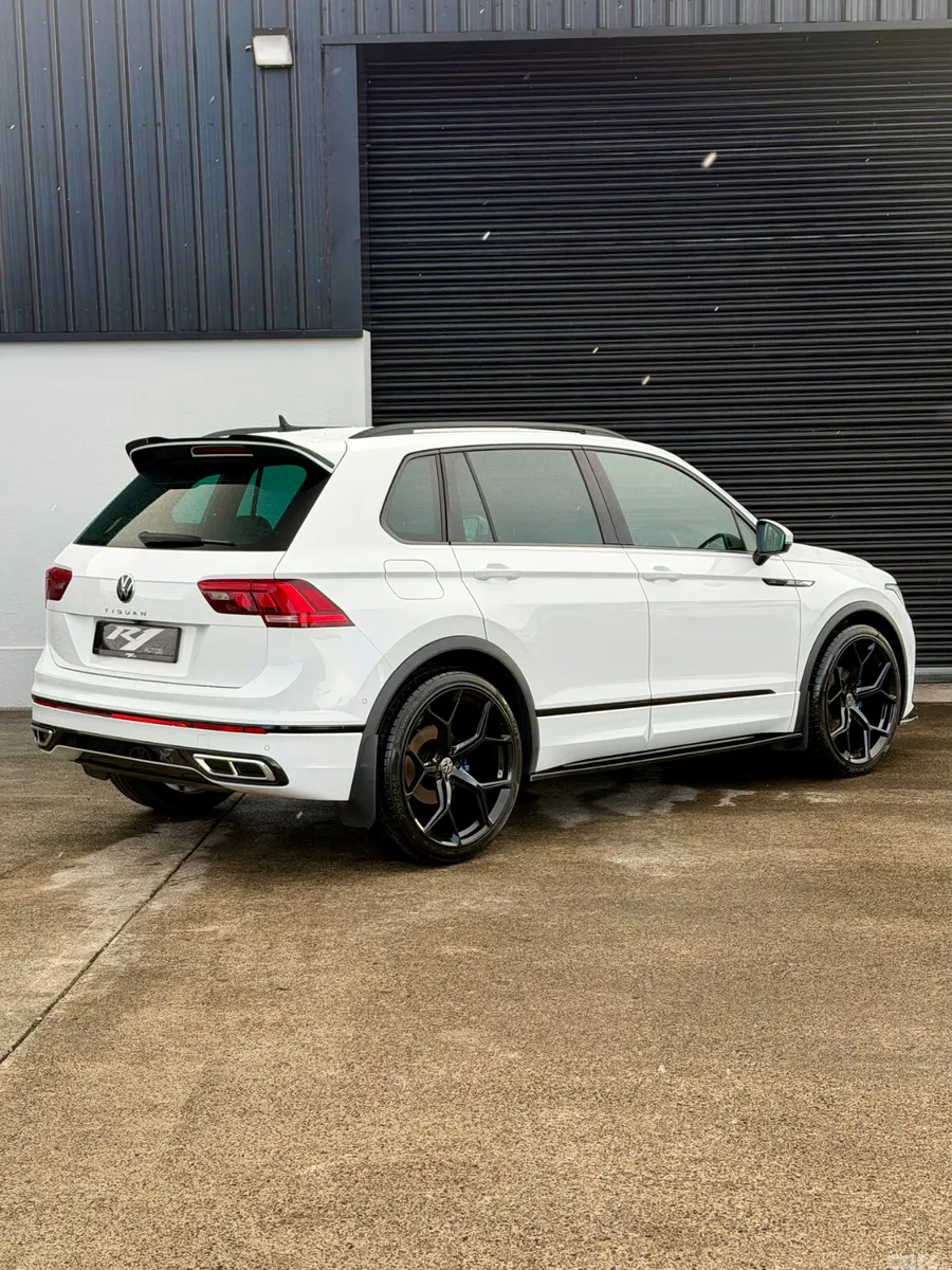 Volkswagen Tiguan SUV, Diesel, 2023, White
