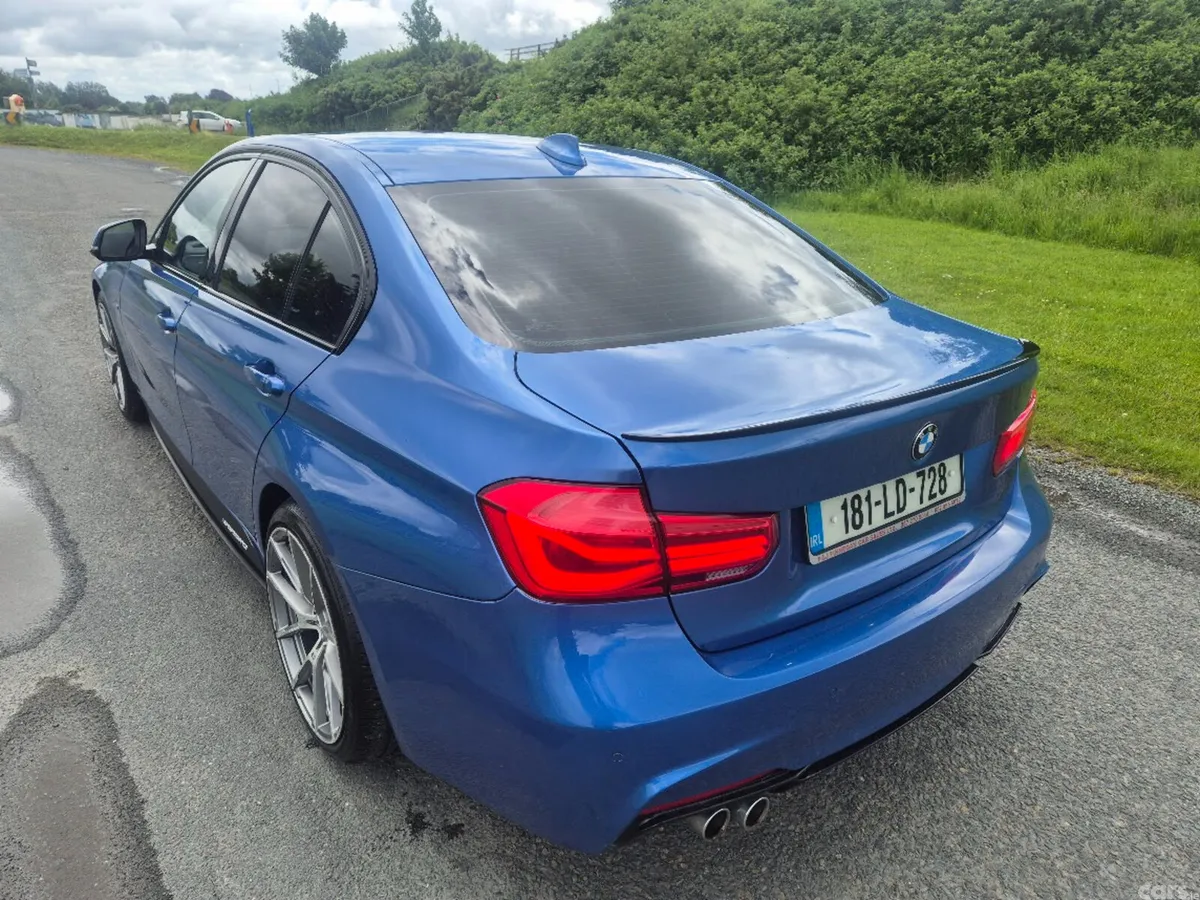 BMW 3-Series Saloon, Diesel, 2018, Blue