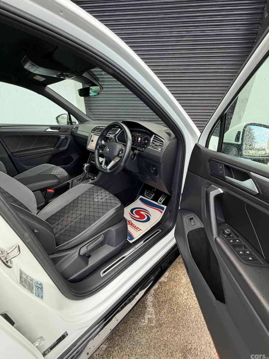 Volkswagen Tiguan SUV, Diesel, 2023, White