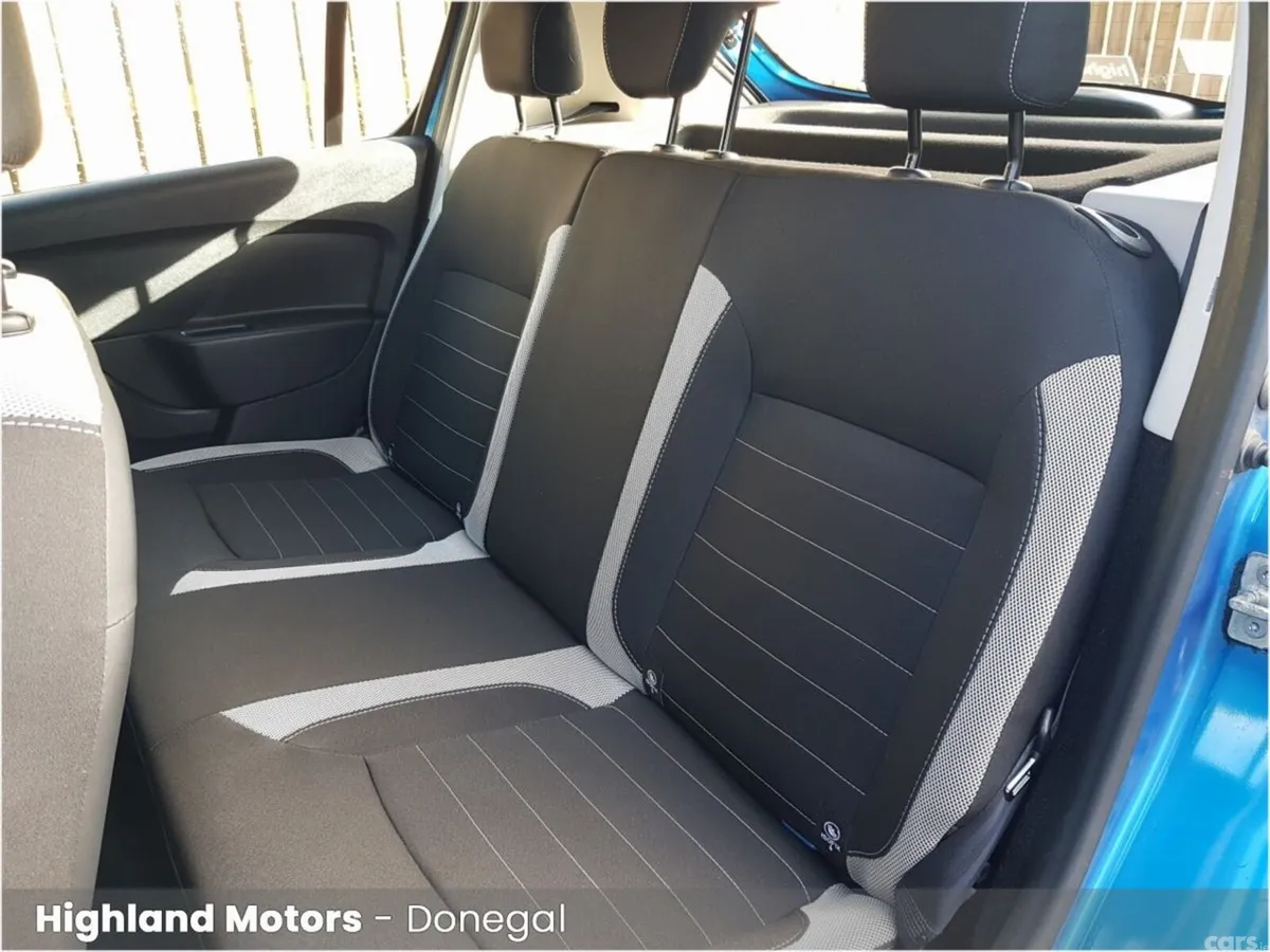 Dacia Sandero Stepway Hatchback, Diesel, 2018, Blue