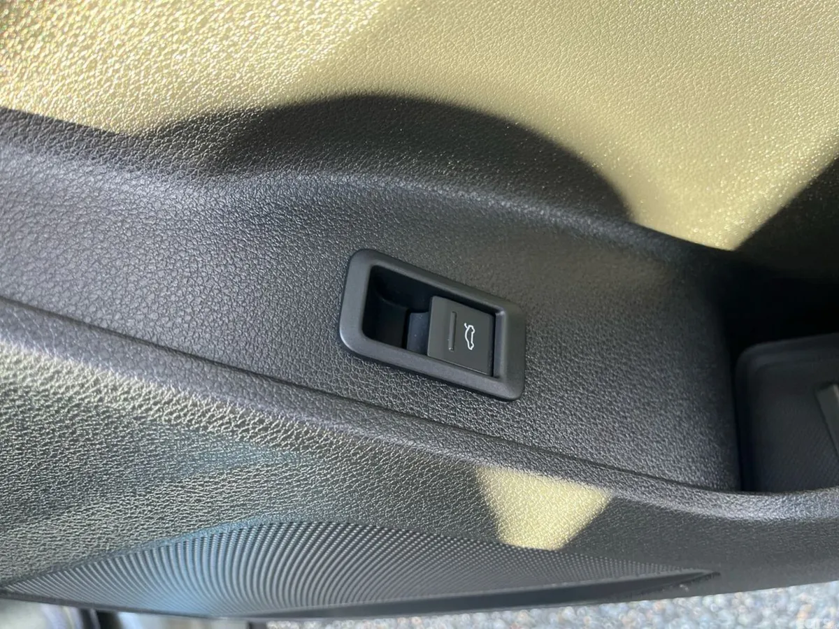 Audi Q3 SUV, Diesel, 2022, Grey