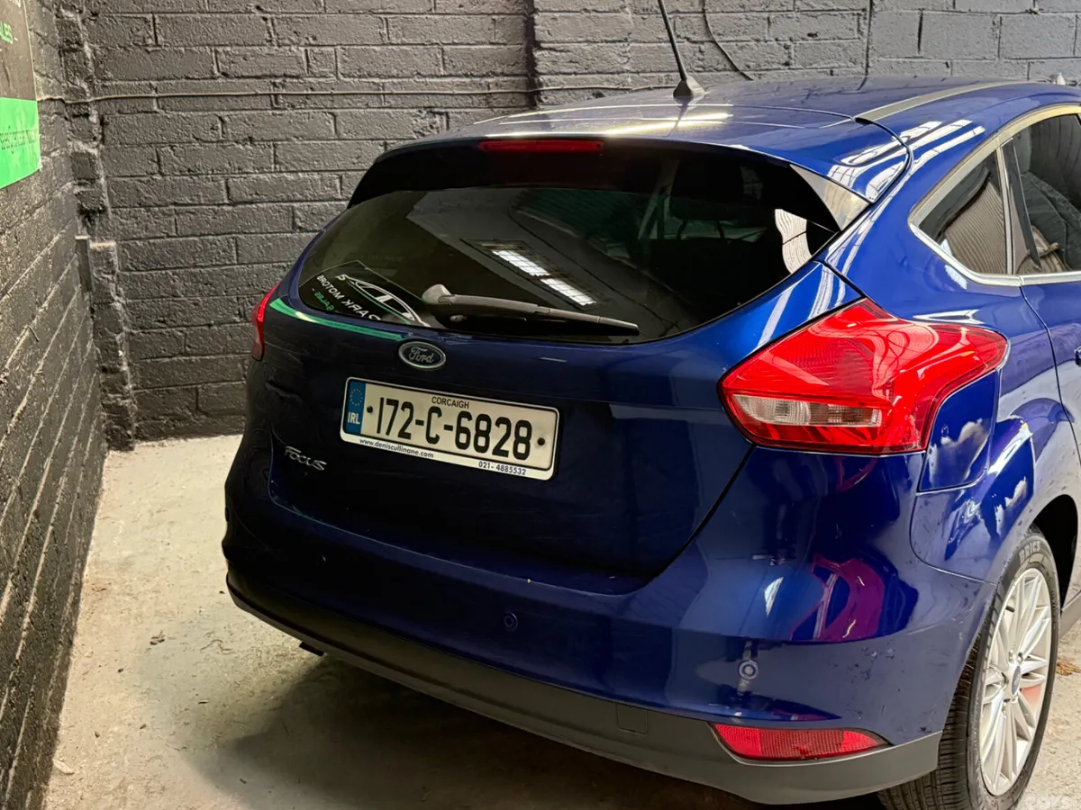 Ford Focus Hatchback, Diesel, 2017, Blue