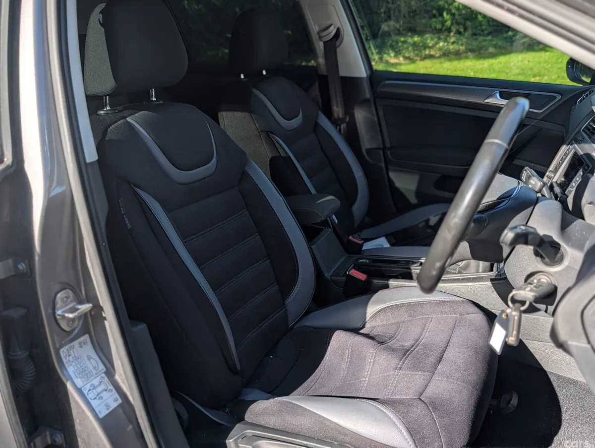 Volkswagen Golf Estate, Diesel, 2015, Grey