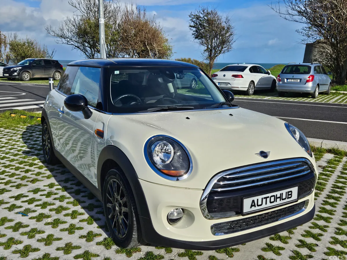Mini Cooper Hatchback, Diesel, 2019, White