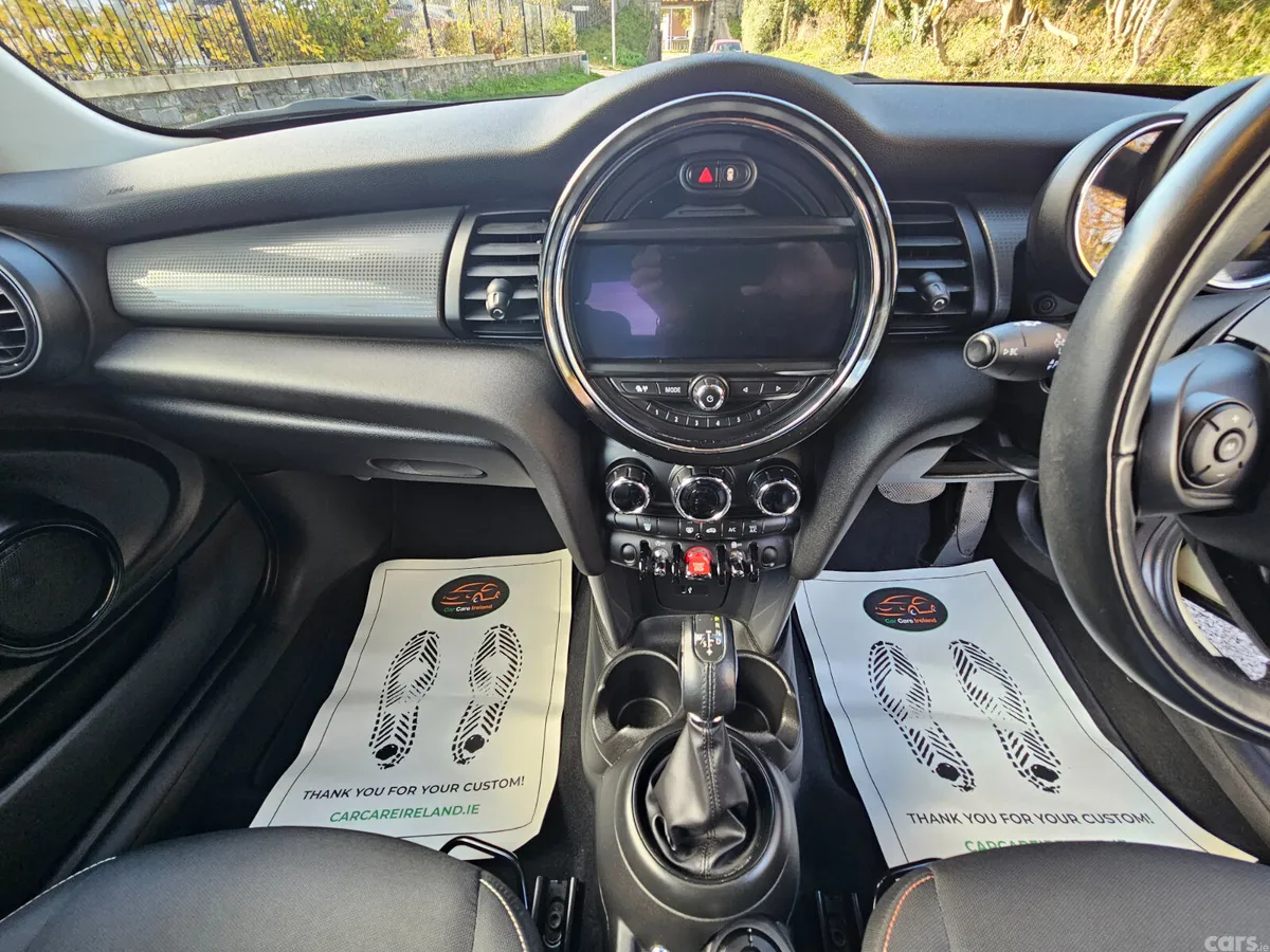 Mini Cooper Hatchback, Diesel, 2019, White