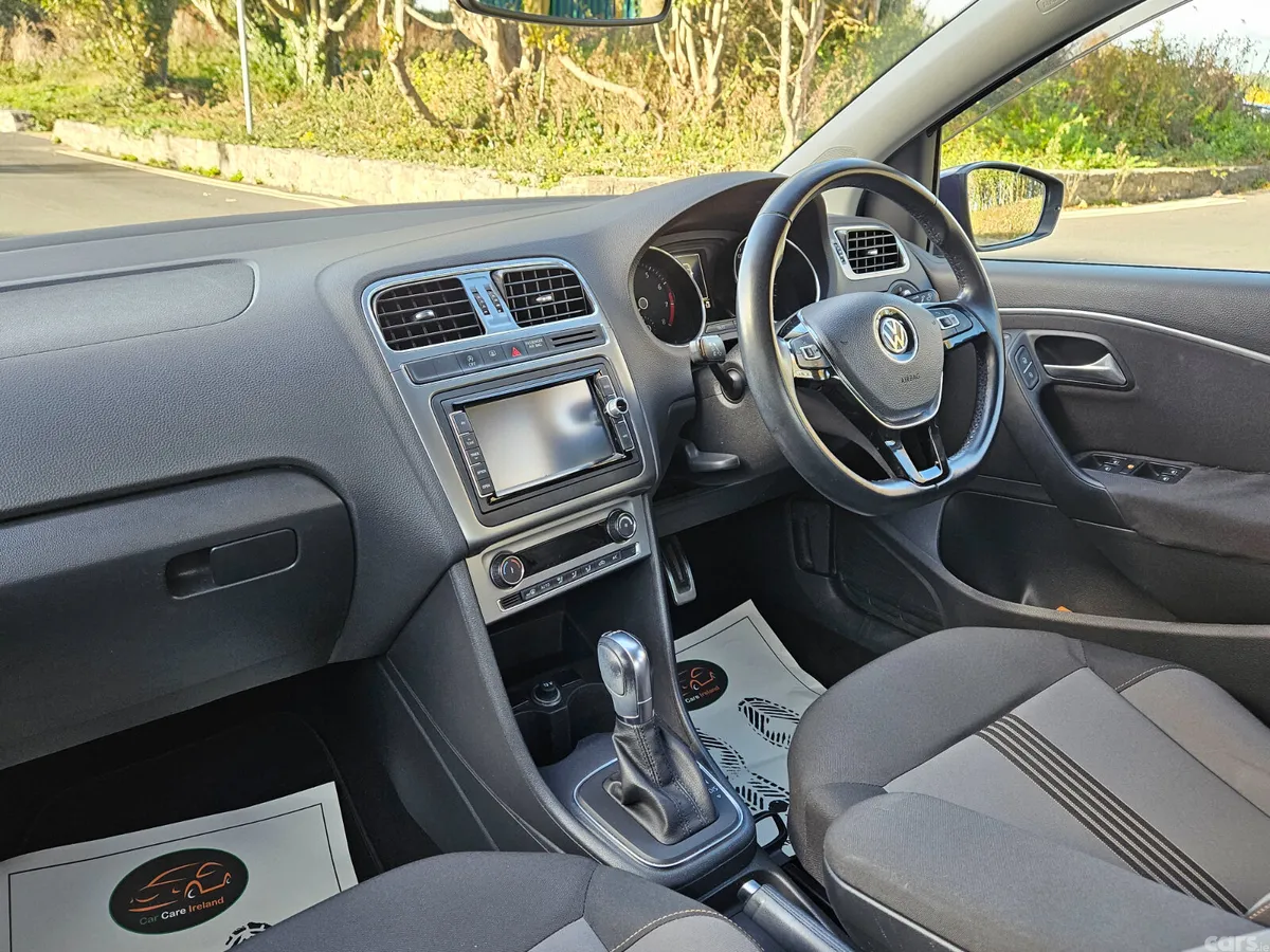 Volkswagen Polo Hatchback, Petrol, 2016, Blue