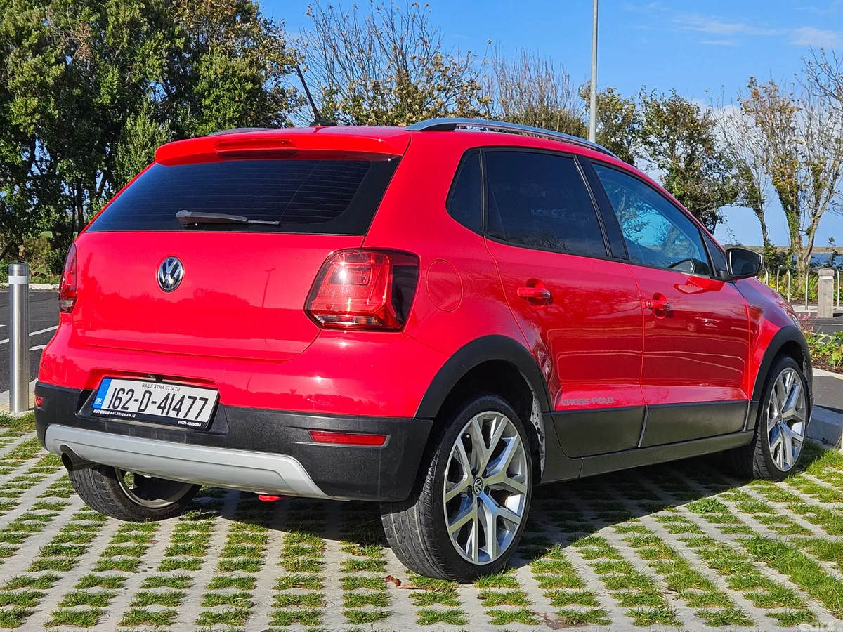 Volkswagen Polo Hatchback, Petrol, 2016, Red