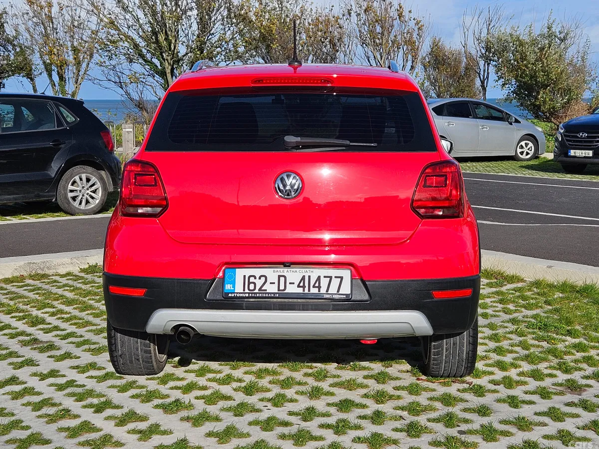 Volkswagen Polo Hatchback, Petrol, 2016, Red