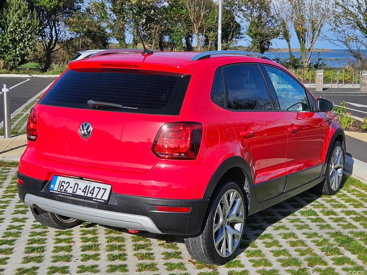 Volkswagen Polo Hatchback, Petrol, 2016, Red