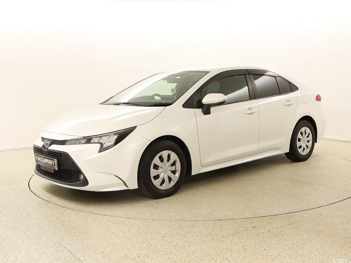 Toyota Corolla Saloon, Petrol Hybrid, 2021, White