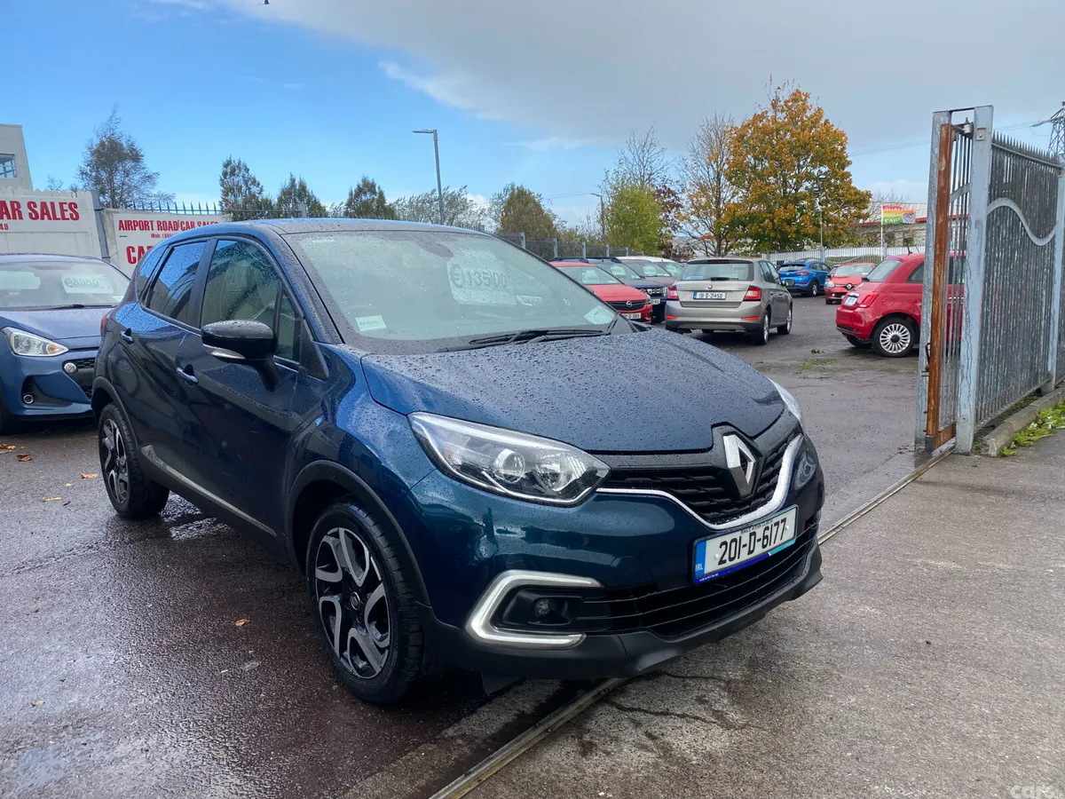 Renault Captur Hatchback, Petrol, 2020, Blue