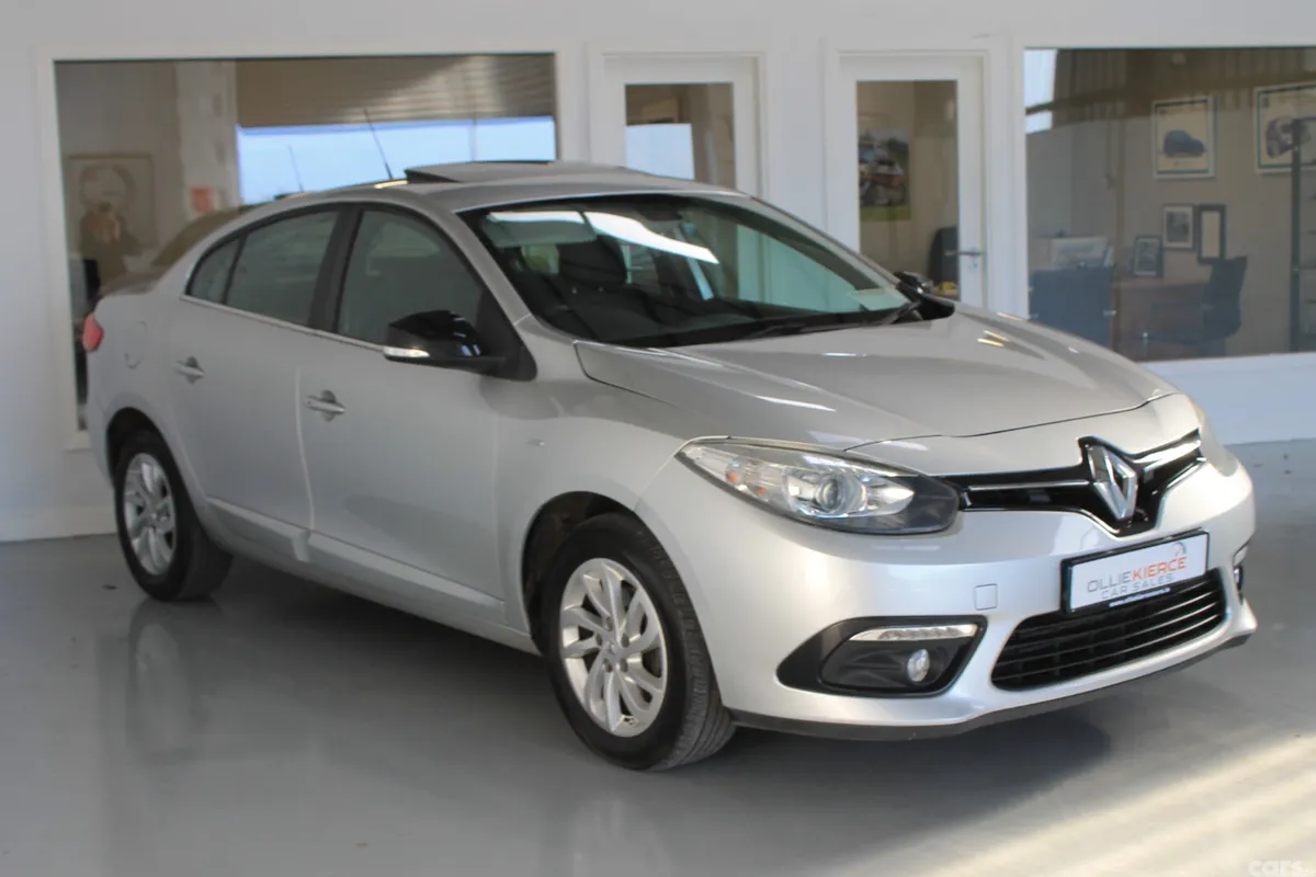 Renault Fluence Saloon, Diesel, 2016, Silver