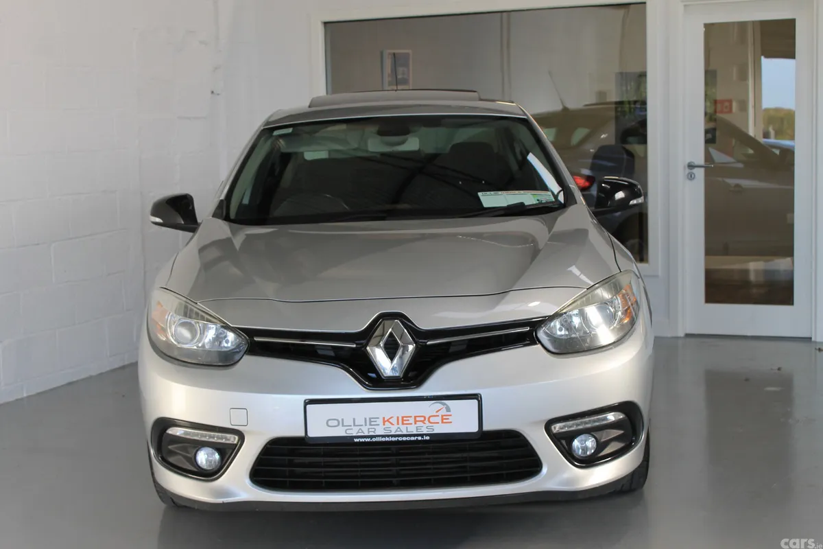Renault Fluence Saloon, Diesel, 2016, Silver