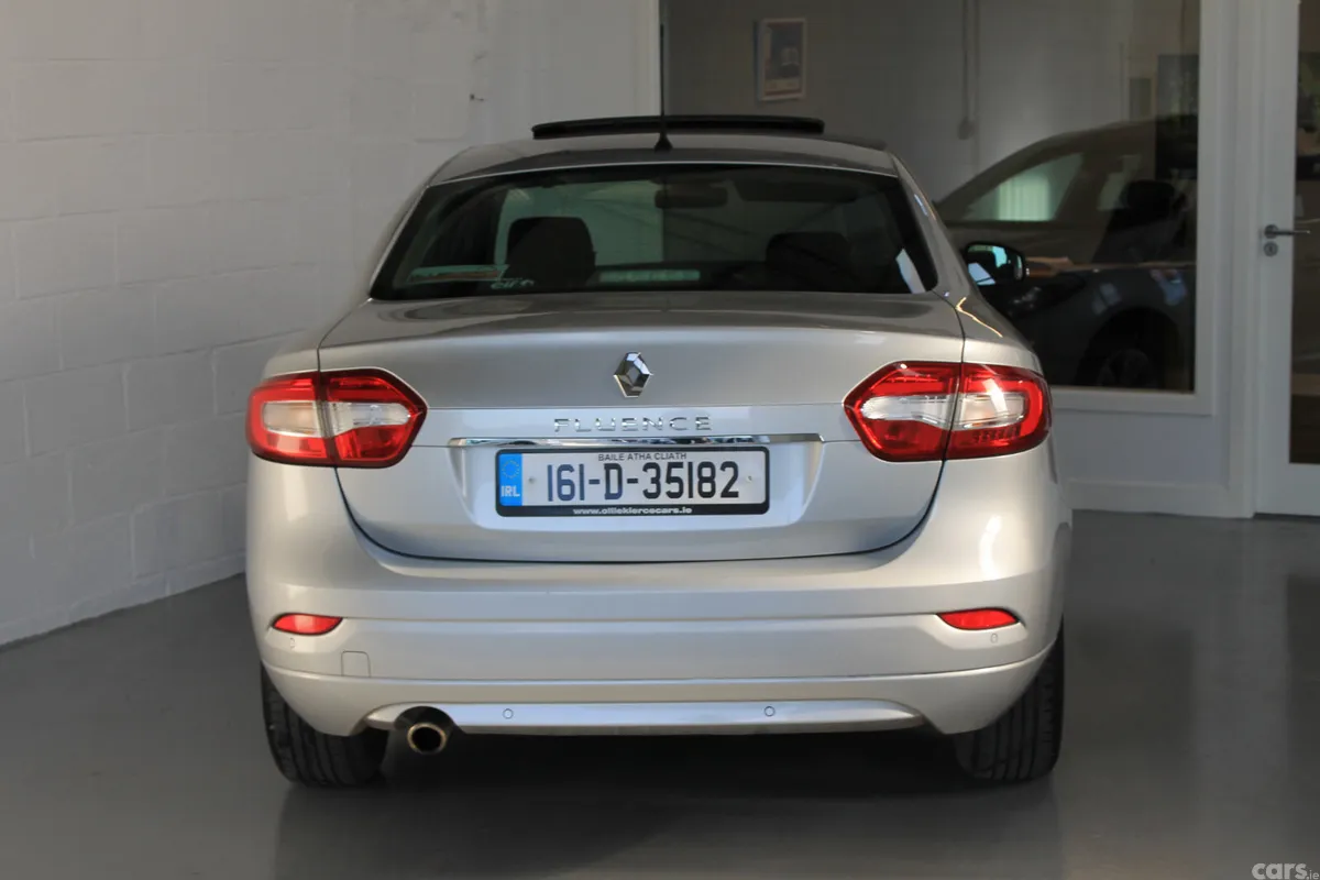 Renault Fluence Saloon, Diesel, 2016, Silver
