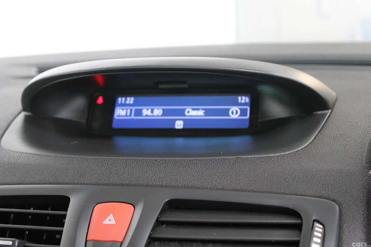 Renault Fluence Saloon, Diesel, 2016, Silver