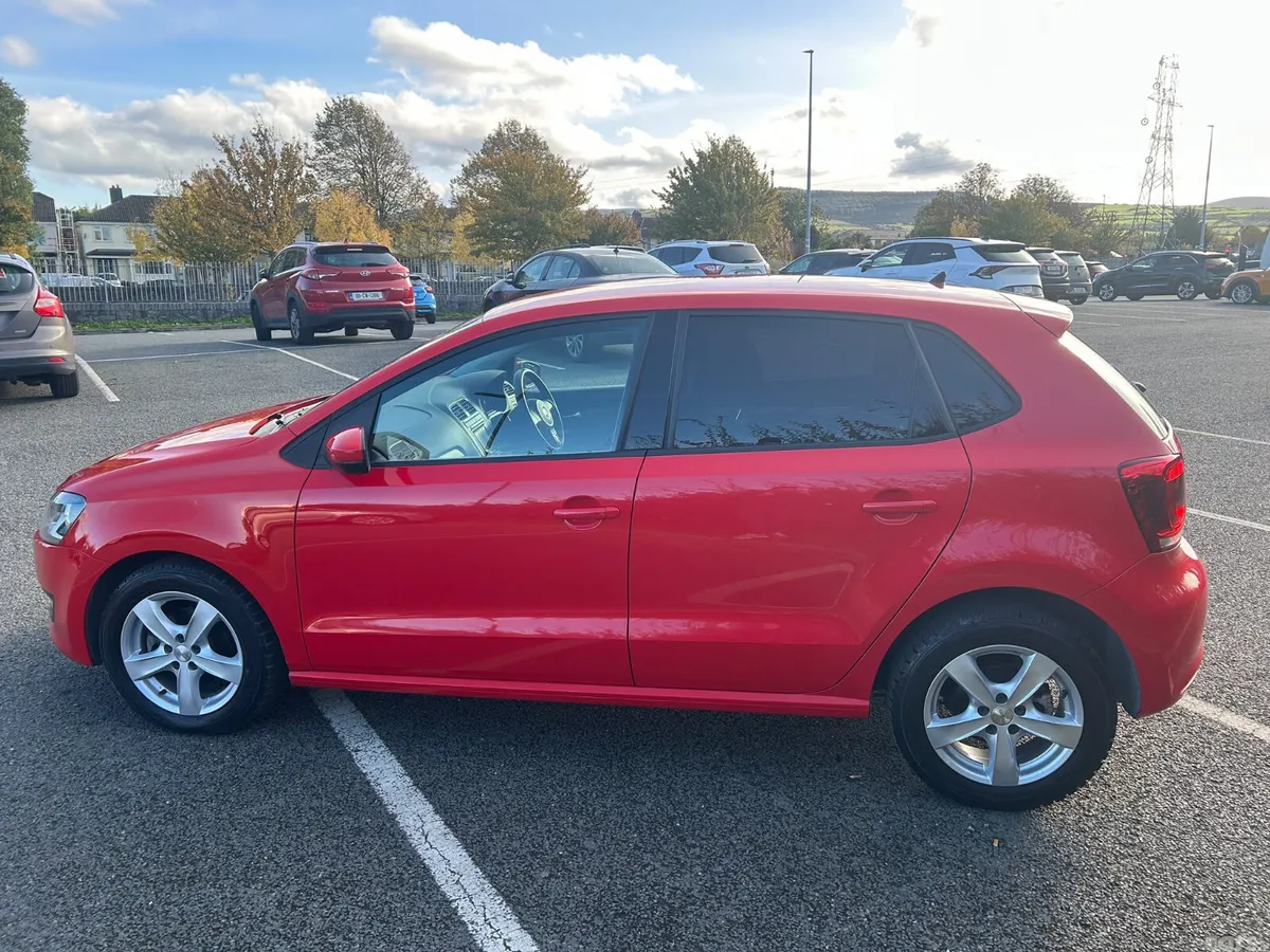 Volkswagen Polo Hatchback, Petrol, 2013, Red